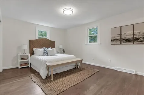 168 Edmond Drive North Kingstown RI 02852