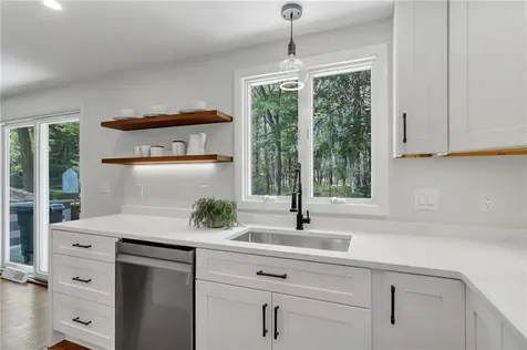 168 Edmond Drive North Kingstown RI 02852