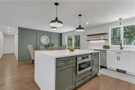 168 Edmond Drive North Kingstown RI 02852