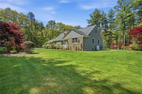 712 East Road Scituate RI 02857
