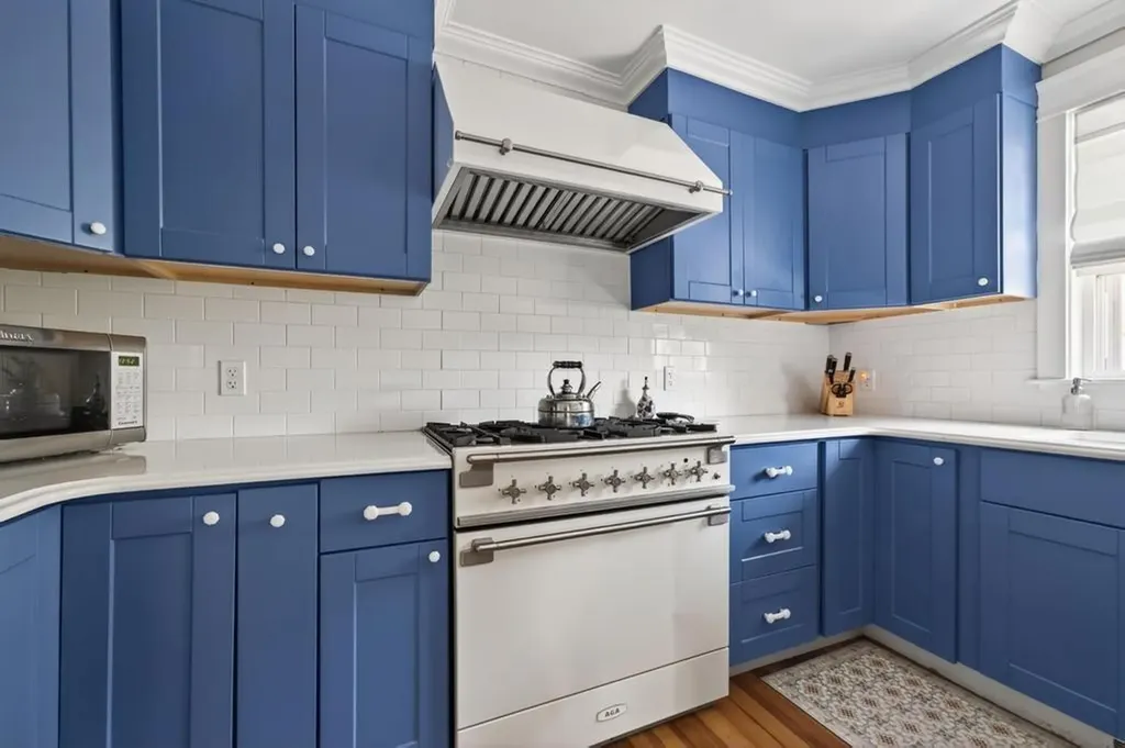 7 Verndale Circle Bristol RI 02809
