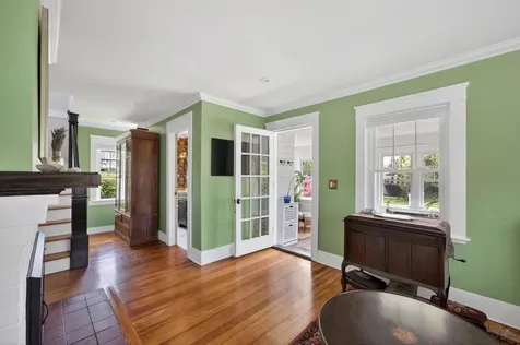 7 Verndale Circle Bristol RI 02809
