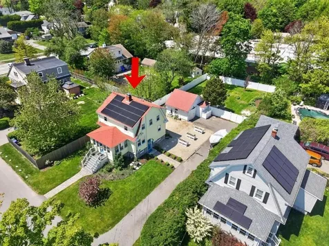 7 Verndale Circle Bristol RI 02809