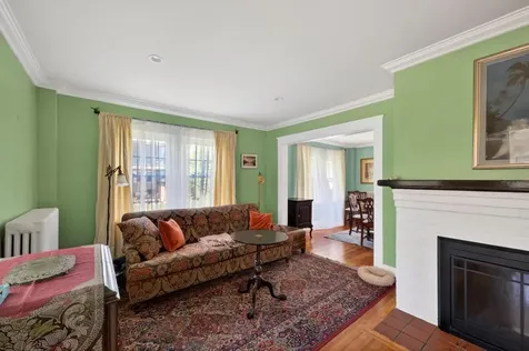 7 Verndale Circle Bristol RI 02809
