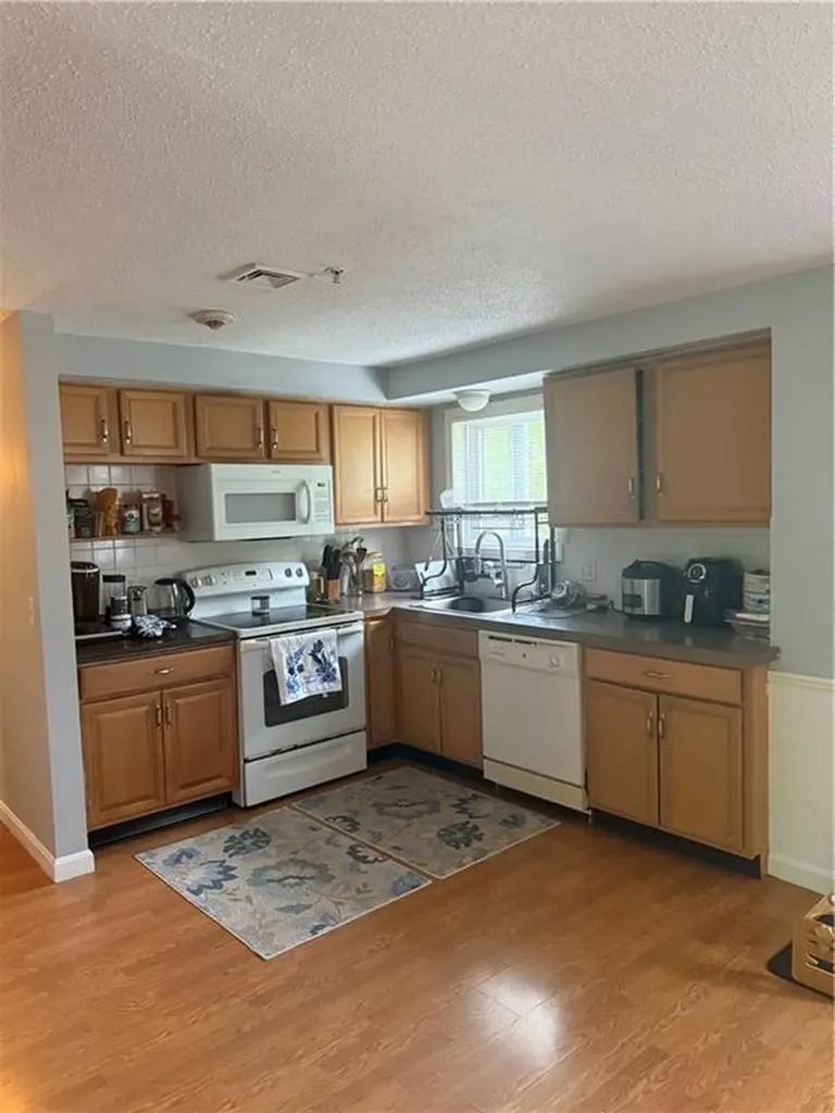 25 Devereux Road Providence RI 02909