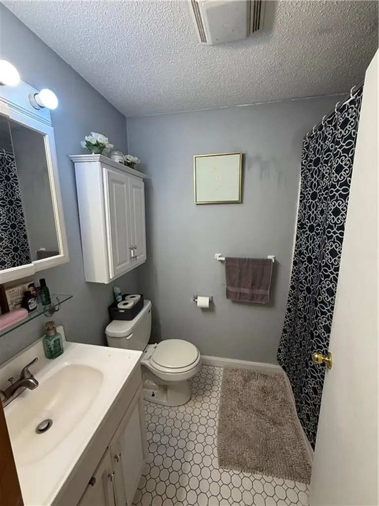 25 Devereux Road Providence RI 02909