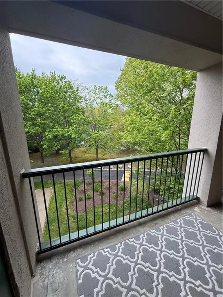 25 Devereux Road Providence RI 02909