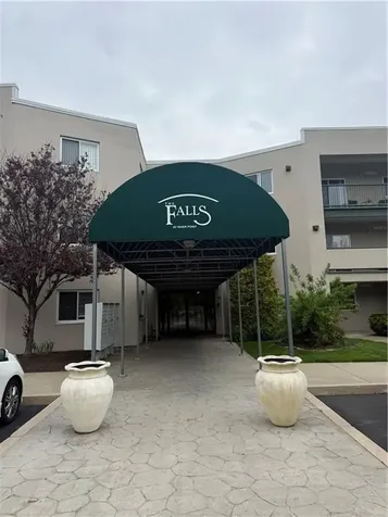 25 Devereux Road Providence RI 02909
