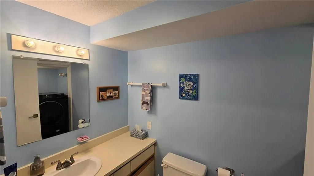 40 Web Avenue North Kingstown RI 02852