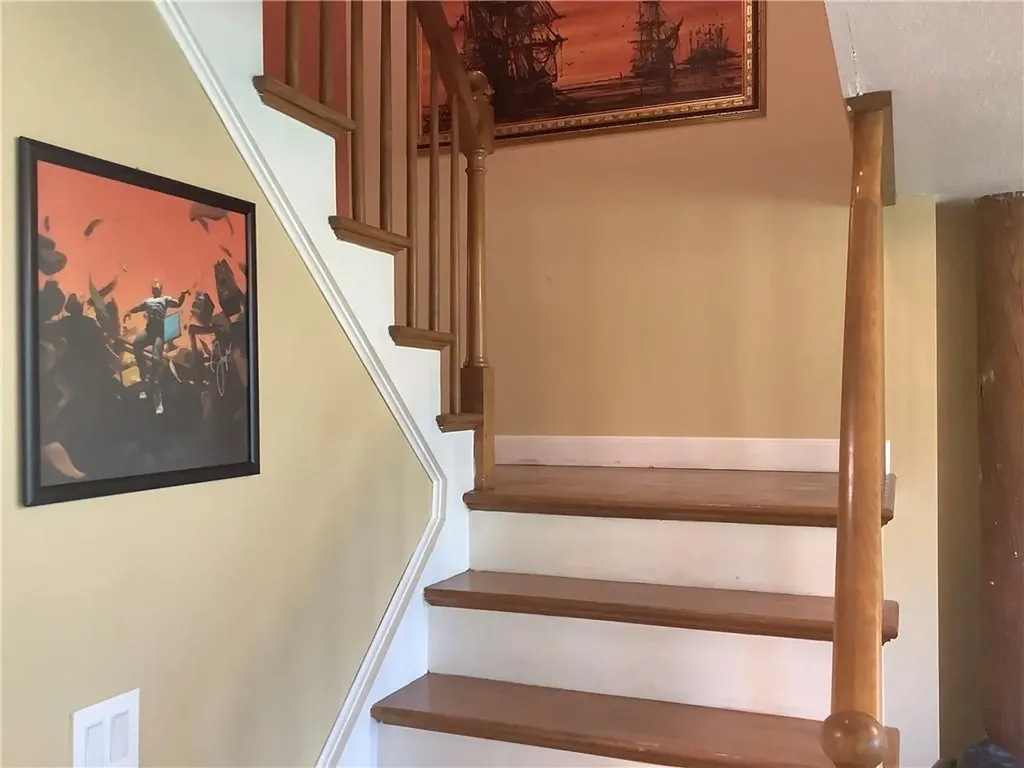 40 Web Avenue North Kingstown RI 02852