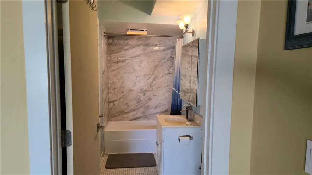 40 Web Avenue North Kingstown RI 02852