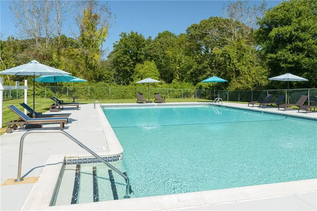 40 Web Avenue North Kingstown RI 02852
