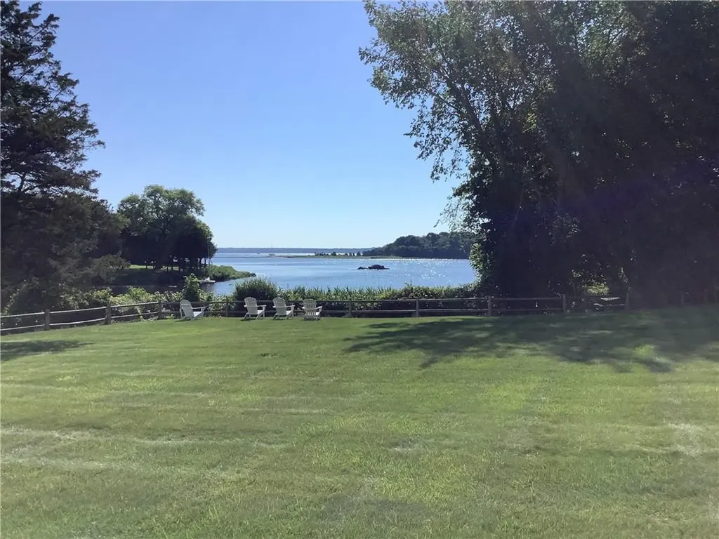 40 Web Avenue North Kingstown RI 02852