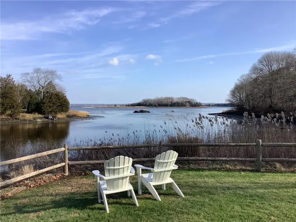 40 Web Avenue North Kingstown RI 02852