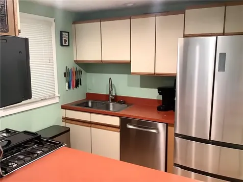 40 Web Avenue North Kingstown RI 02852