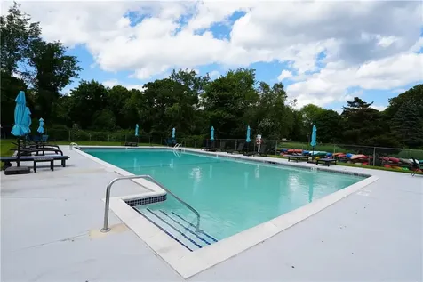 40 Web Avenue North Kingstown RI 02852