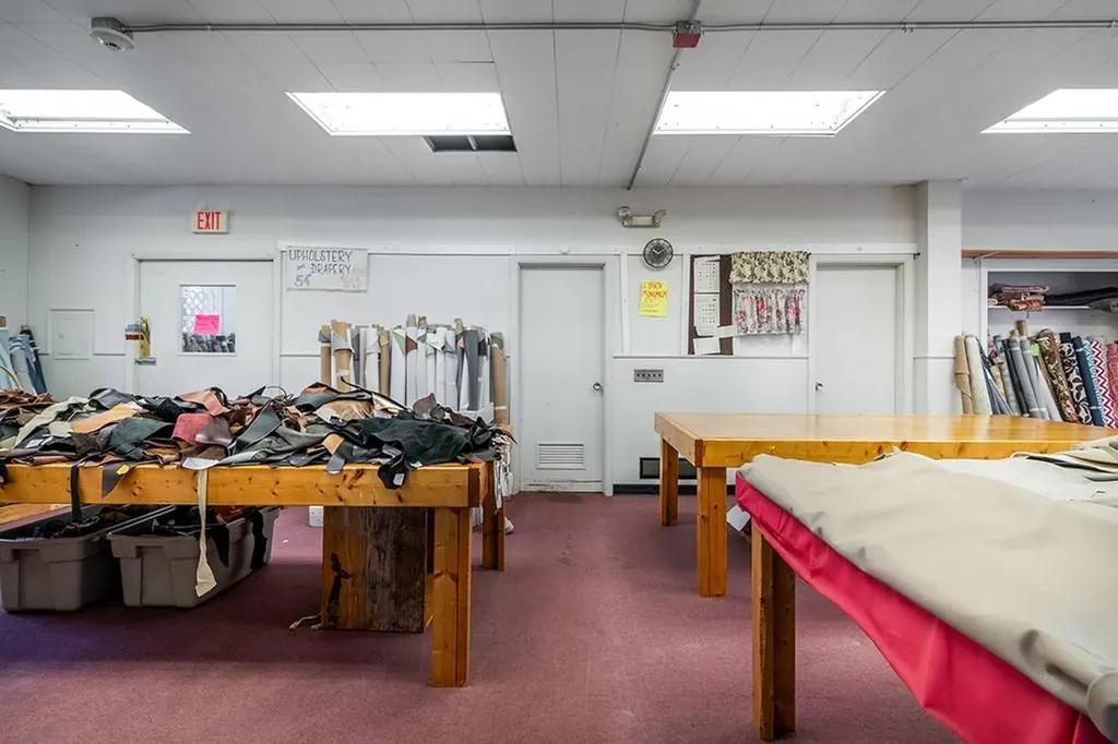 1081 Main Street Hopkinton RI 02832