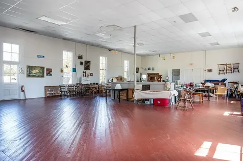1081 Main Street Hopkinton RI 02832