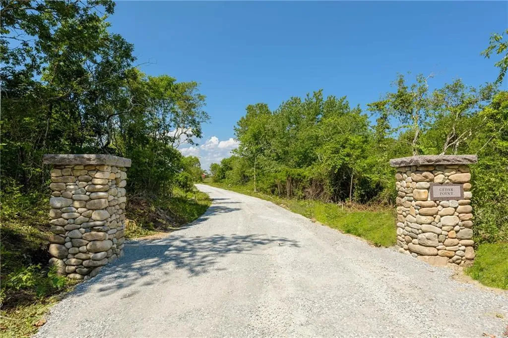 121 Kenyon Farm Lot #1 Road Narragansett RI 02882