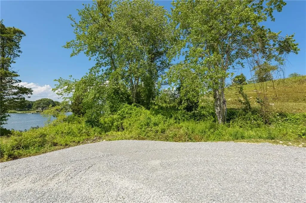 121 Kenyon Farm Lot #1 Road Narragansett RI 02882