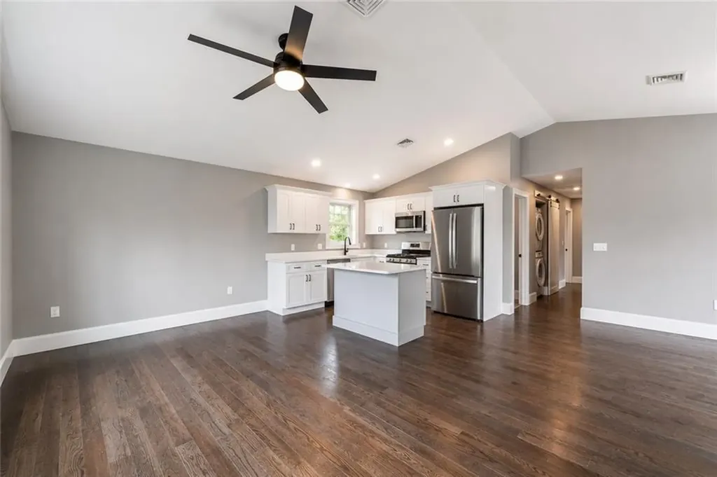 63 Balch Street Pawtucket RI 02861