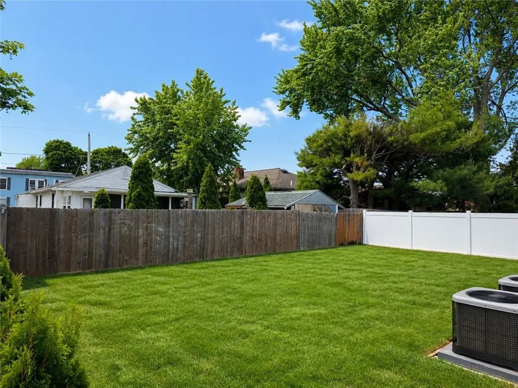 63 Balch Street Pawtucket RI 02861