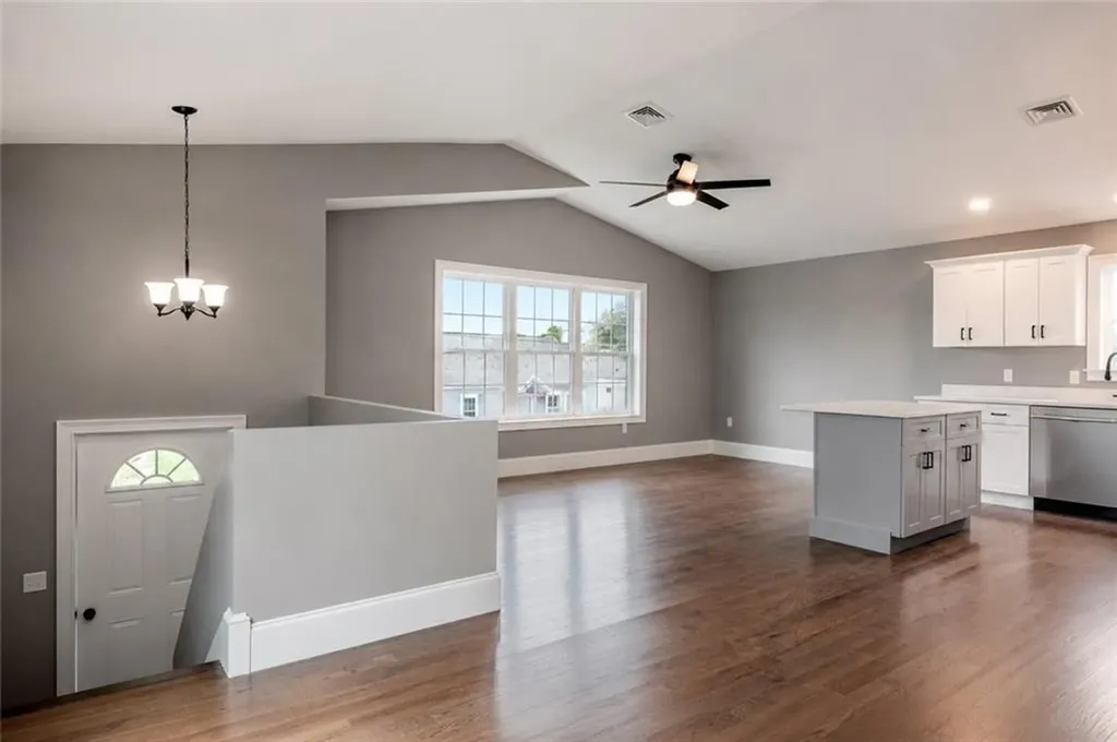 63 Balch Street Pawtucket RI 02861