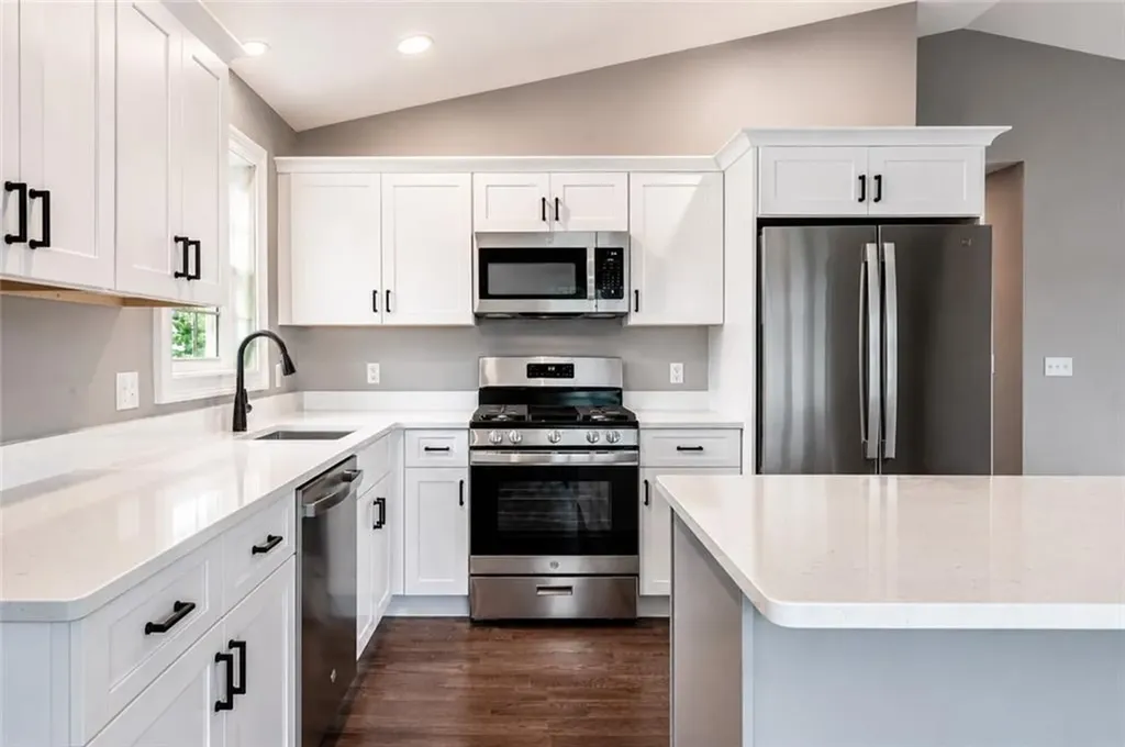 63 Balch Street Pawtucket RI 02861