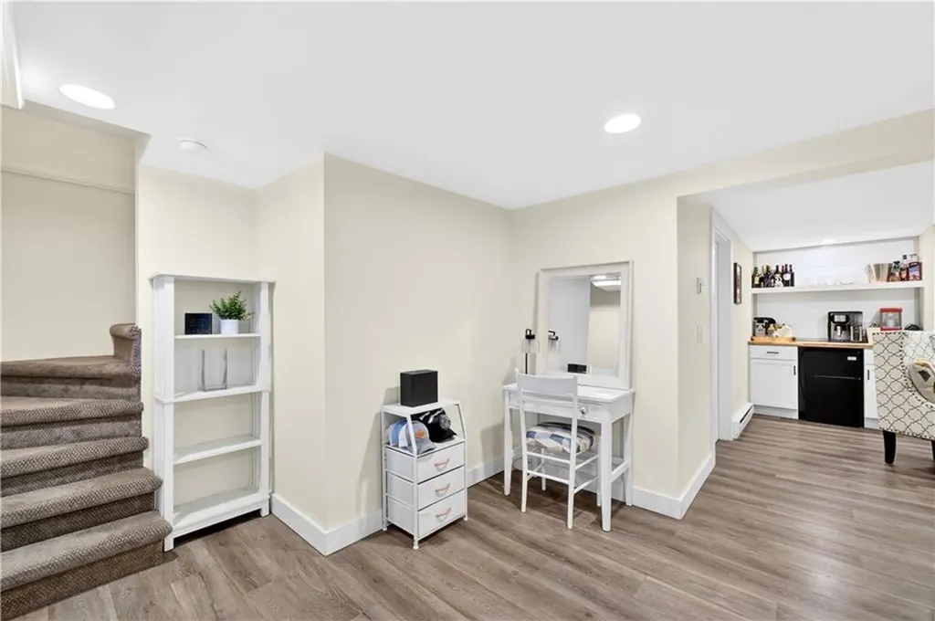 64 Westfield Drive Cranston RI 02920
