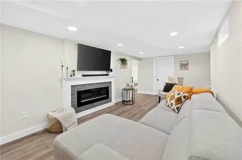 64 Westfield Drive Cranston RI 02920
