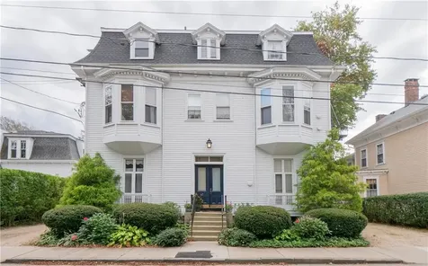 67 Perry Street Newport RI 02840