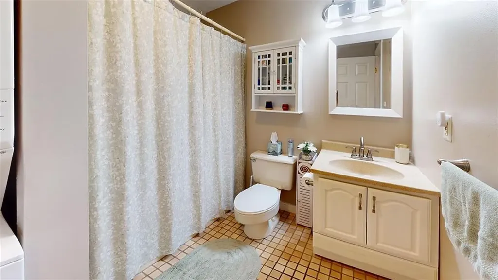 201 Woodlawn Avenue North Providence RI 02904