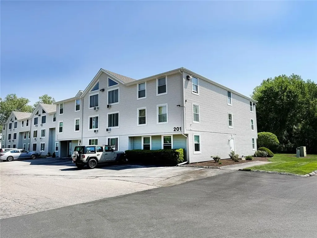 201 Woodlawn Avenue North Providence RI 02904
