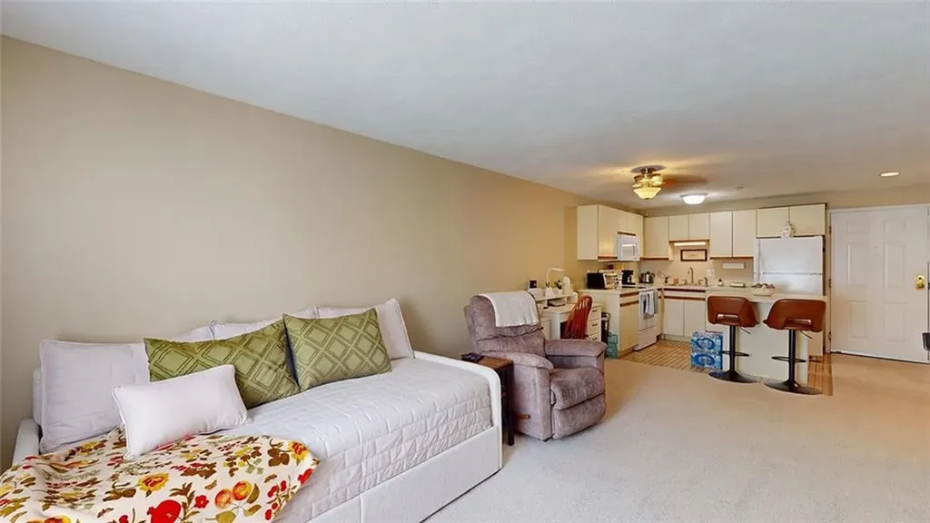 201 Woodlawn Avenue North Providence RI 02904