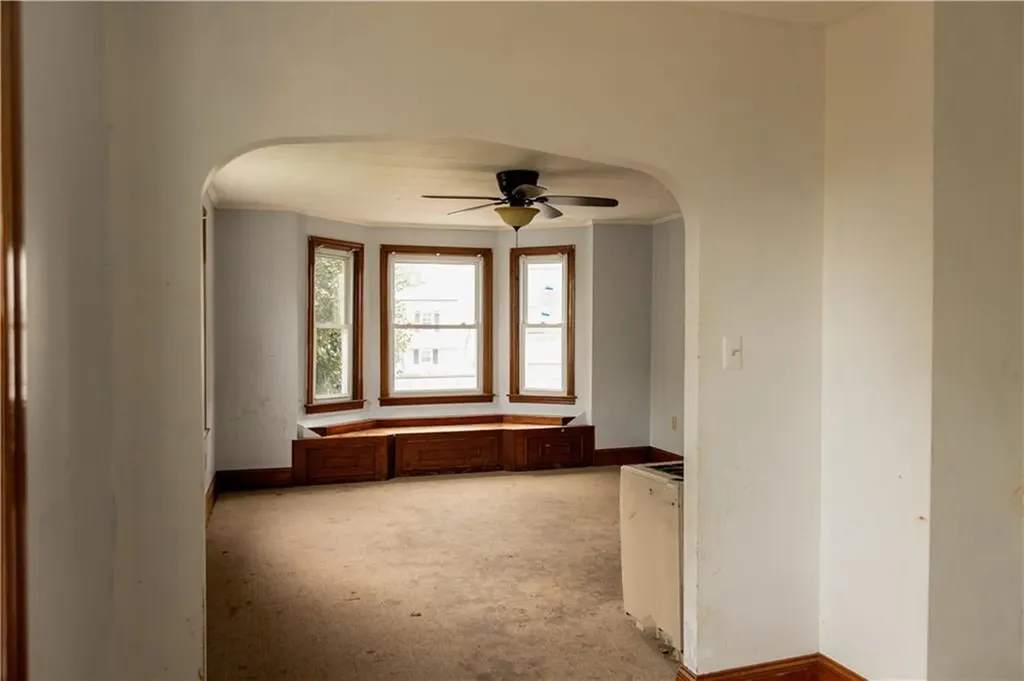 518 Snell Street Fall River MA 02721