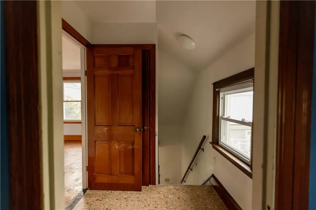 518 Snell Street Fall River MA 02721
