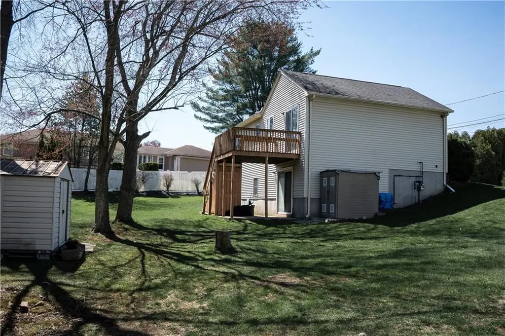 5 Barnes Avenue Johnston RI 02919