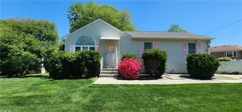 5 Barnes Avenue Johnston RI 02919