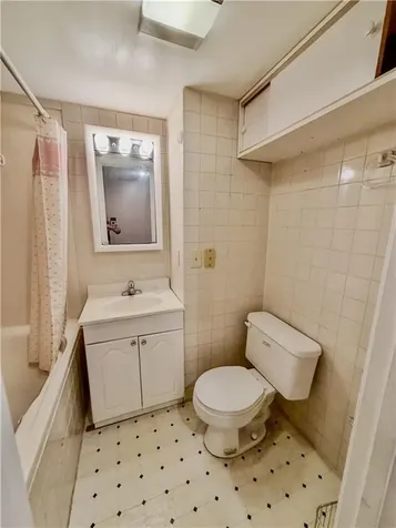 5 Barnes Avenue Johnston RI 02919