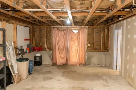 5 Barnes Avenue Johnston RI 02919