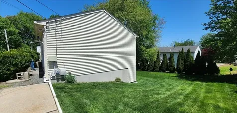 5 Barnes Avenue Johnston RI 02919