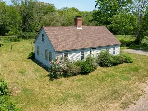 383 Putnam Pike Glocester RI 02829