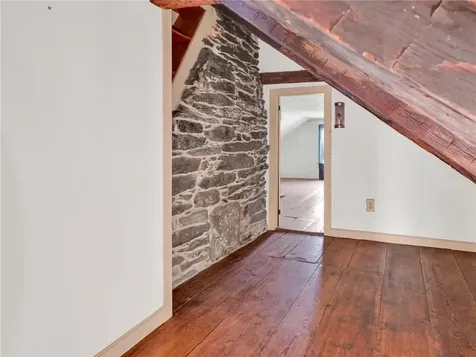 383 Putnam Pike Glocester RI 02829
