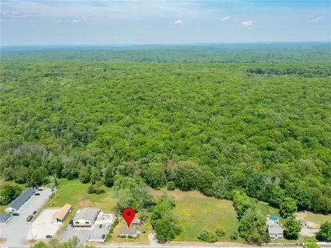 383 Putnam Pike Glocester RI 02829