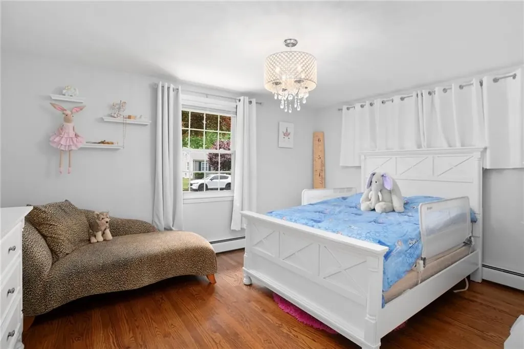 198 Northbridge Avenue Warwick RI 02886