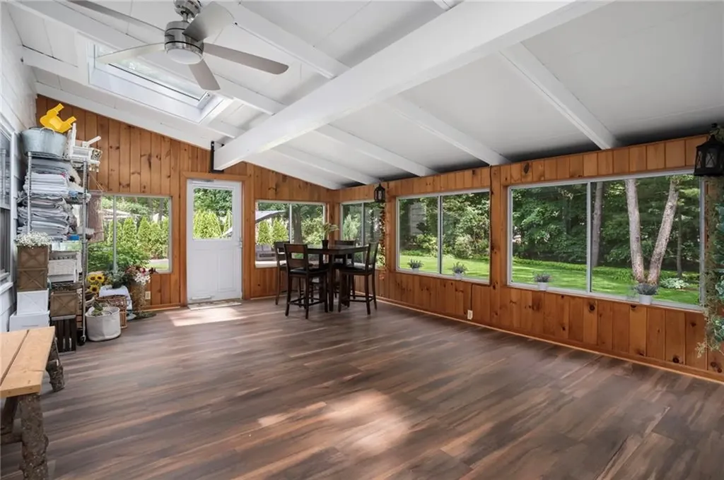 198 Northbridge Avenue Warwick RI 02886