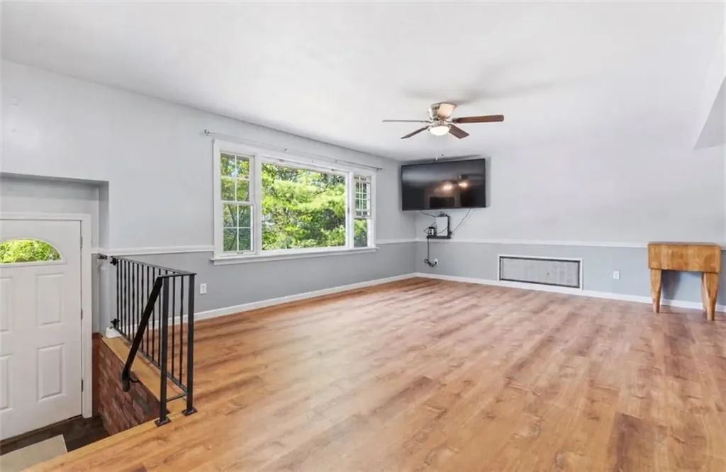 10 Lofty Heights Road Westerly RI 02891