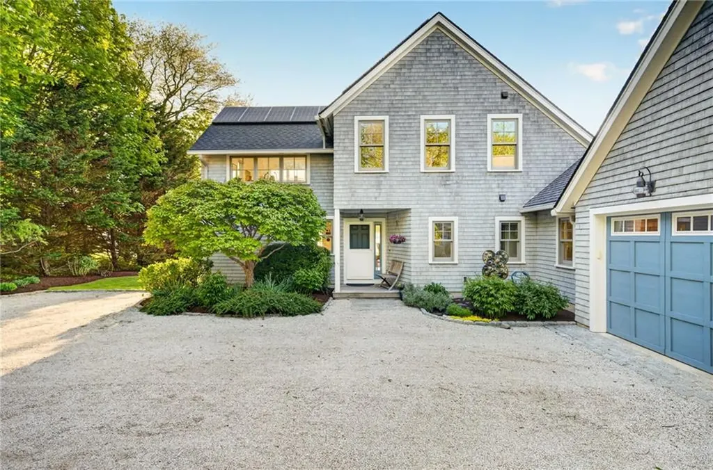 59 High Hill Road Tiverton RI 02878
