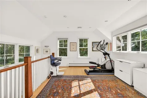 59 High Hill Road Tiverton RI 02878