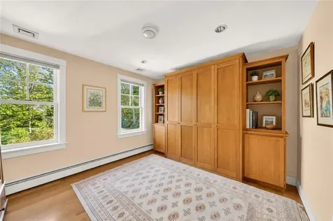 59 High Hill Road Tiverton RI 02878